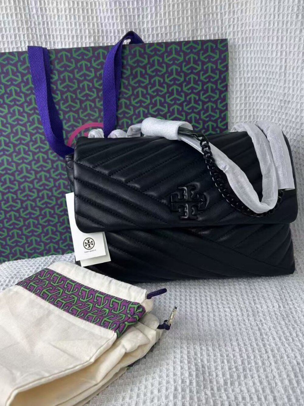 NWT Tory Burch Kira Chevron Large Convertible Should bag in black